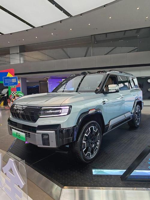 东莞234比亚迪方程豹硬派越野的爆款，英菲尼迪35周年与你共成长